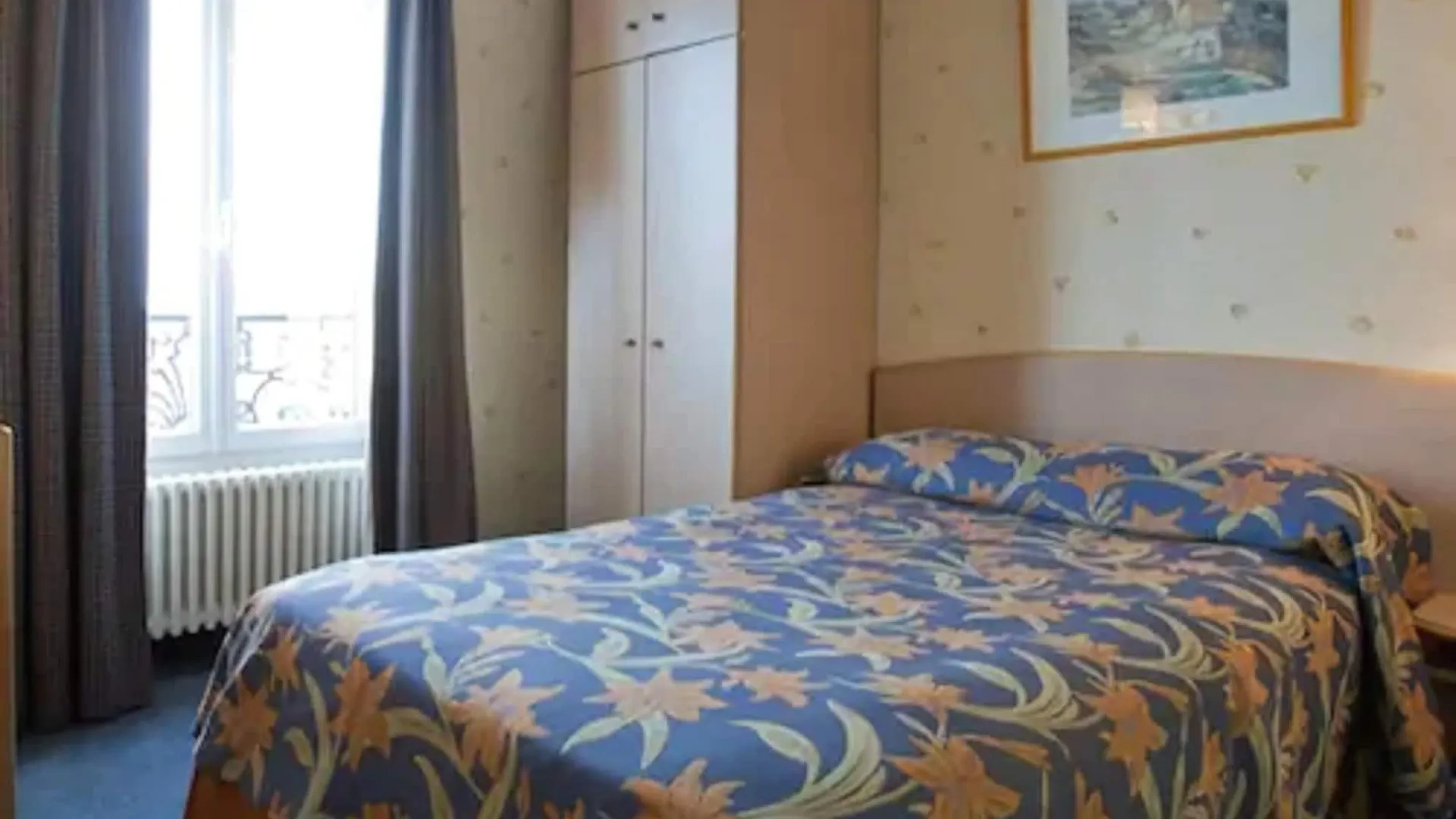 Transcontinental Hotel Parigi
